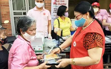 Hạnh phúc của người phụ nữ hơn 30 năm được 'sống vì người khác'