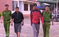 Tạm giữ đối tượng đánh, cắn cảnh sát giao thông