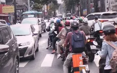 Lo ngại "phí chồng phí" khi thu tiền kiểm soát khí thải xe máy