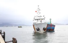 Cứu nạn tàu cá và 3 ngư dân gặp nạn trên biển