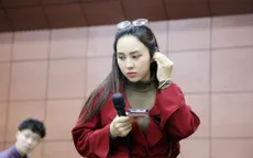 Bảo Trâm tự tin khoe mặt mộc không tỳ vết khi đi thu âm "Countdown 2021"