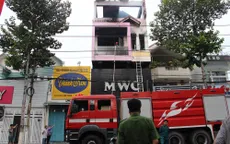 Cháy tòa nhà 3 tầng bán giày da ở phố thời trang nhộn nhịp nhất Bình Dương