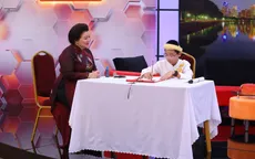 Người mẹ chắp cánh cho con trai trở thành “Thần đồng thư pháp” từ năm 7 tuổi