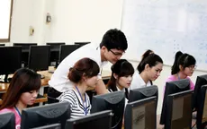 Trường hợp nào được miễn thi ngoại ngữ, tin học khi thi tuyển công chức?
