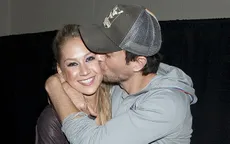 Anna Kournikova - Enrique Iglesias chào đón con thứ 3