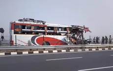 Ấn Độ: Xe khách tông xe bán hàng lưu động, 14 người thiệt mạng