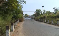 TP.HCM cầu nhỏ quá tải gây nguy hiểm cho người dân