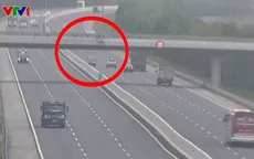 Xử phạt 17 triệu đồng lái xe đi ngược chiều trên cao tốc Hà Nội - Hải Phòng