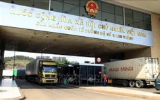 Doanh nghiệp thiếu lái xe trung chuyển hàng qua cửa khẩu