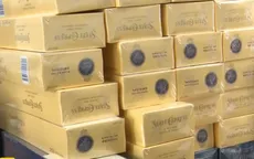 Tạm giữ 1.400 bao thuốc lá lậu trên xe khách