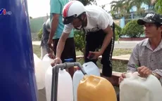 Mở vòi nước công cộng cho người dân vùng ven biển