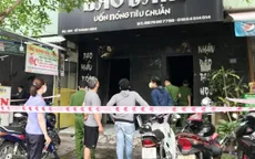 Cháy salon tóc, 7 người leo qua nóc nhà hàng xóm thoát thân