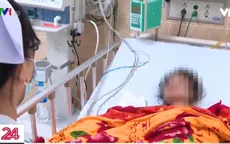 Cô gái bị chủ quán cà phê đánh đập dã man vì không tiếp khách