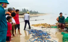 Bắt giữ 6 thuyền đánh cá sử dụng kích điện
