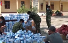 Gia Lai: Bắt vụ vận chuyển khẩu trang qua biên giới