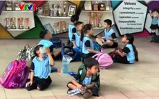 Dịch COVID-19 diễn biến phức tạp, vì sao Singapore vẫn mở cửa trường học?