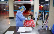 Trung Quốc phát triển robot lấy mẫu bệnh phẩm của bệnh nhân COVID-19