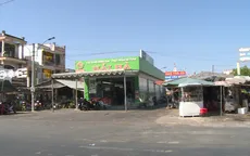 Siêu thị độc chiếm mặt tiền chợ, ngành chức năng nói gì?