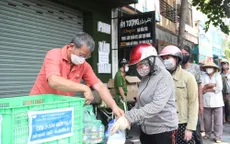 Các địa phương lập danh sách hộ nghèo nhận hỗ trợ
