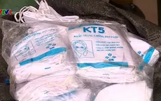 Thu giữ hàng nghìn khẩu trang và thiết bị y tế không đảm bảo chất lượng tại Hà Nội
