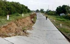 Hàng nghìn điểm sụp lún đất tại Cà Mau