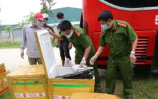 Hà Tĩnh bắt vụ vận chuyển 2,4 tấn sản phẩm động vật bốc mùi hôi thối