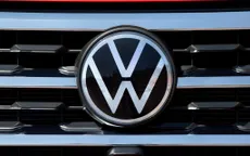 Doanh số bán ô tô toàn cầu của Volkswagen giảm gần 40% trong tháng 3