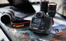 Canon dẫn đầu thị trường máy ảnh số dùng ống kính chuyển đổi