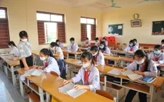 CHÍNH THỨC: Học sinh Hà Nội trở lại trường từ ngày 4/5