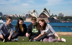 Australia khuyến cáo du khách, du học sinh sớm về nước: Bộ Ngoại giao nói gì?