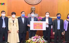 UBTƯ MTTQ Việt Nam trao 150 tỷ đồng ủng hộ phòng, chống dịch COVID-19 cho Bộ Y tế