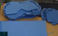 Bệnh viện tự sản xuất hàng nghìn chiếc khẩu trang mỗi ngày