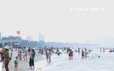 Đà Lạt, Sầm Sơn, Cửa Lò đông nghịt người trong ngày đầu nghỉ lễ
