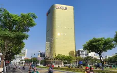 Vụ nhà ốp kính vàng chói: Chủ đầu tư khẳng định không làm sai