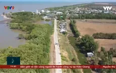 Khắc phục sạt lở đê biển Tây trước mùa mưa bão