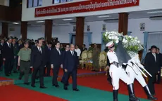 Thủ tướng Nguyễn Xuân Phúc viếng nguyên Thủ tướng Chính phủ Lào Sisavath Keobounphanh