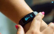 Realme Band: Vòng đeo tay màn hình 0,96 inch, đo nhịp tim, theo dõi giấc ngủ