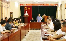 Vụ học sinh lớp 1 đứng ngoài nắng vì đi học sớm: Phê bình cô giáo chủ nhiệm, phụ huynh lên tiếng xin lỗi