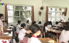 TP.HCM chia ca, chia lớp ngày đầu học sinh đến trường