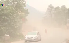 Hàng trăm hộ dân khốn khổ vì con đường bụi mịt mù