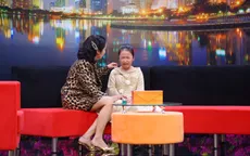 Cô bé 8 tuổi bật khóc khi mẹ bắt nghỉ học để đi diễn vì “lên truyền hình sẽ nổi tiếng hơn”