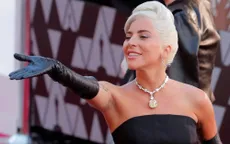 Lady Gaga lộ mặt mộc, fan khen ngợi hết lời