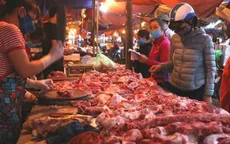 Sau bao ngày "cố thủ", giá thịt lợn đã giảm tại chợ dân sinh Hà Nội