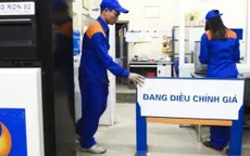 CHÍNH THỨC: Giá xăng tăng lần thứ 4 liên tiếp từ chiều nay (27/6)