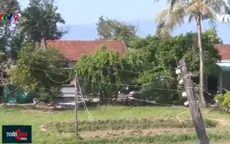 Hiểm họa đường dây điện sau công tơ mùa mưa bão