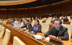 Hôm nay (1/7), 12 luật chính thức có hiệu lực: Nhiều quy định mới về hộ chiếu, công chức, giáo viên...