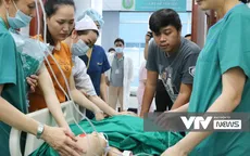 Ba mẹ Song Nhi vỡ òa niềm vui sau ca mổ tách dính: "Gia đình chờ đợi giây phút ấy quá lâu rồi"