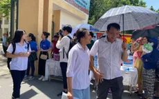 Hà Nội xác minh việc thí sinh đến muộn không được dự thi vào lớp 10