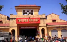 16 năm tù cho "nữ quái" lừa cô ruột bán ki-ốt chợ Ninh Hiệp, Hà Nội