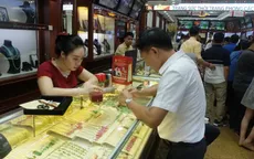 Giá vàng tăng "dữ dội", vượt mốc 54 triệu đồng/lượng